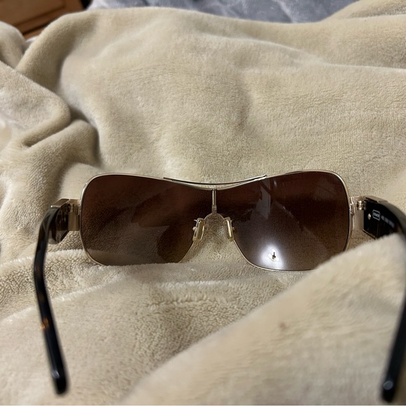 Authentic coach sunglasses mint condition with original case - Picture 6 of 12